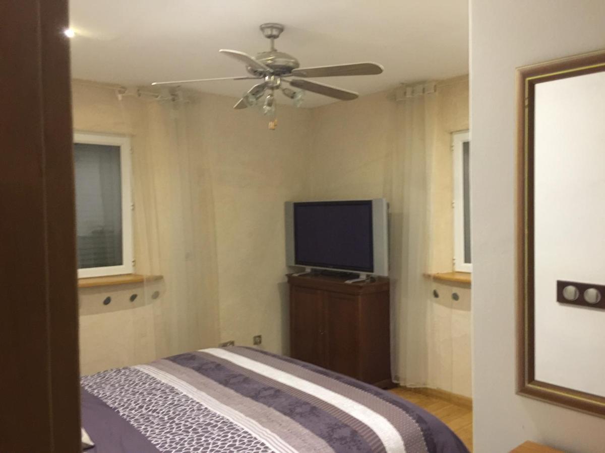 La Decouverte, Jacuzzi, Sauna, Et Terrasse Avec Vue Sur Lac A La Campagne Entre Toulouse Et Auch Catonvielle Exterior foto