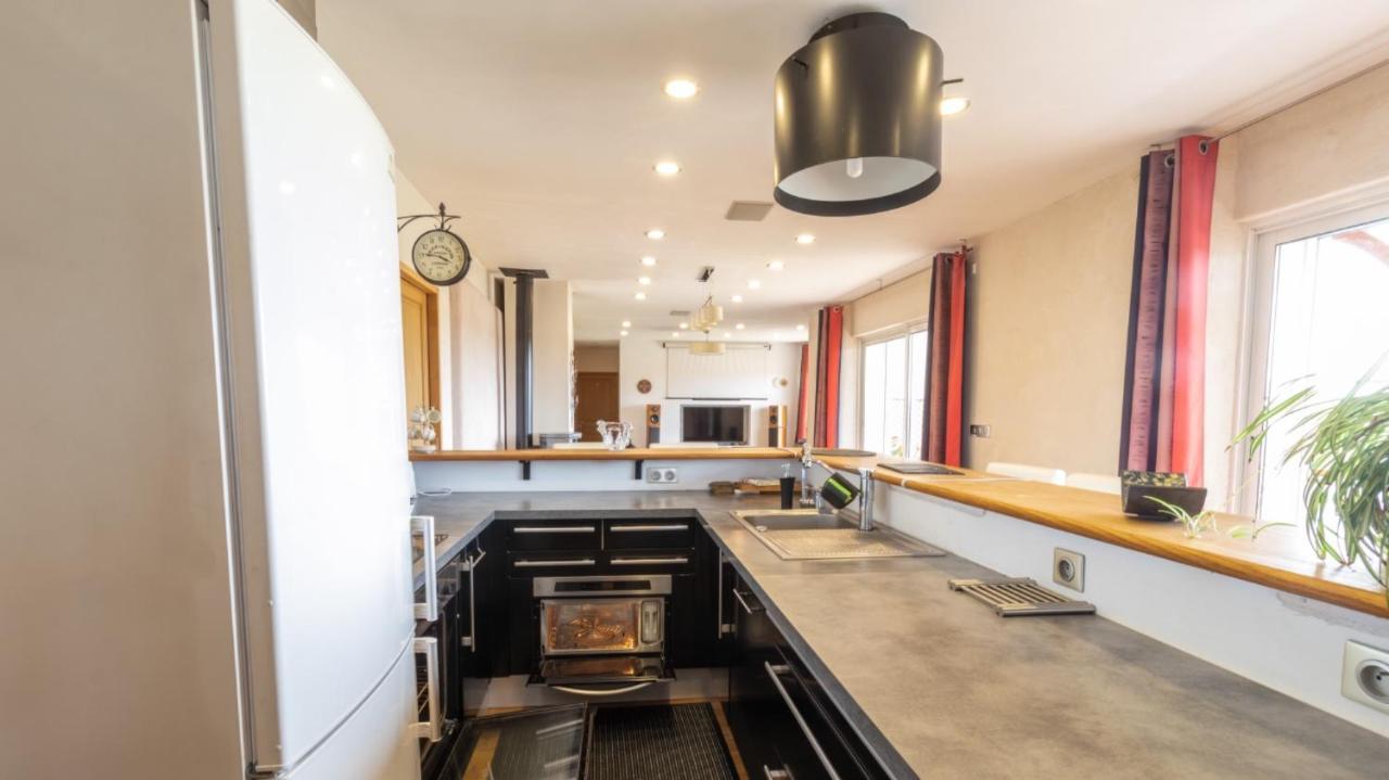 La Decouverte, Jacuzzi, Sauna, Et Terrasse Avec Vue Sur Lac A La Campagne Entre Toulouse Et Auch Catonvielle Exterior foto